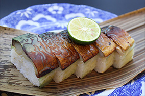 焼き鯖寿司